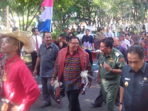 Walikota Kupang saat menyambut Menteri Koperasi dan UKM RI