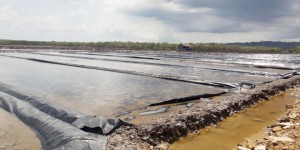 Model terpal (Membrane Waterproofing) yang telah dipasang pada masing-masing petak.