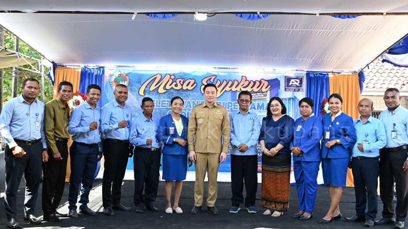 Wali Kota Kupang Letakkan Batu Pertama Gedung KSP Kopdit Pintu Air_25_11zon_25_11zon